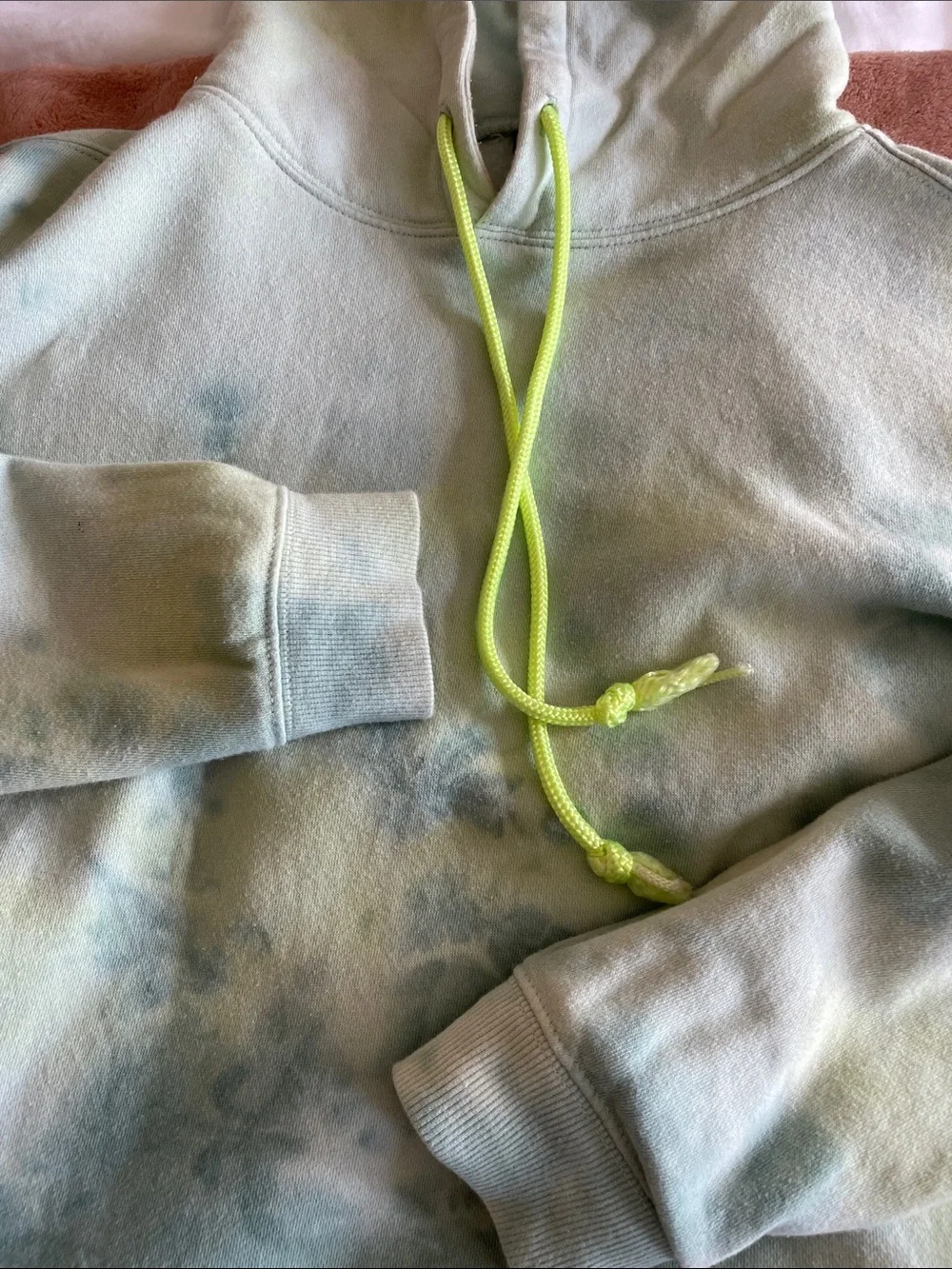 wild fable Pastel Green & Blue Tie-Dye Cropped Hoodie  Neon Drawstring, xsmall - Picture 3 of 6